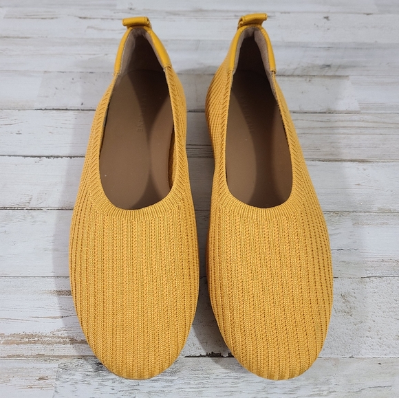 Everlane The Day Glove in ReKnit Mustard Flats - Picture 3 of 9